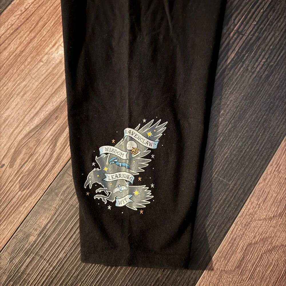 Torrid Harry Potter leggings - Picture 2 of 3